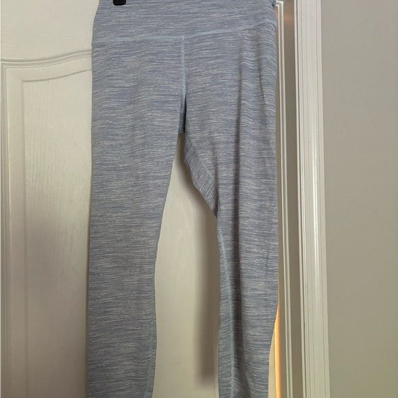 Wunder Under Size 12 Lululemon leggings ‘25 - Picture 2 of 9